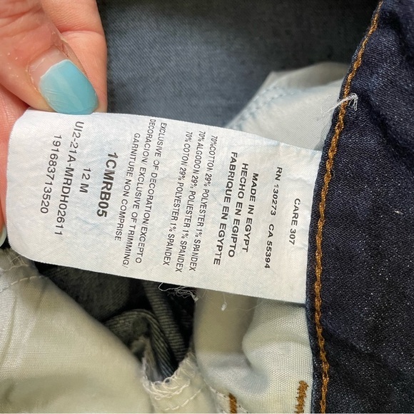 Lee Burmuda jean shorts ~ dark wash denim stretch ~ 9 in inseam women’s size 12M - Picture 11 of 13